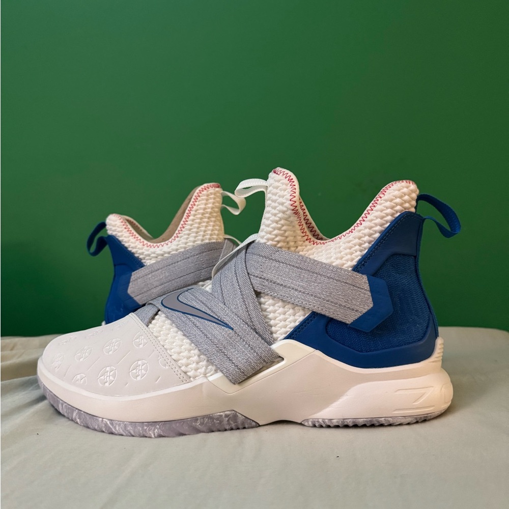 Nike LeBron soldier 12 size 13